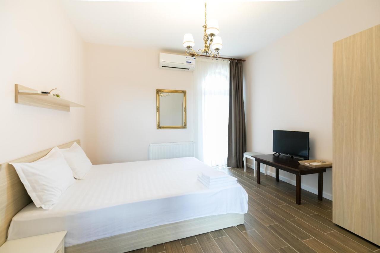 Villa Ciao - Adults Only Corbu  Buitenkant foto
